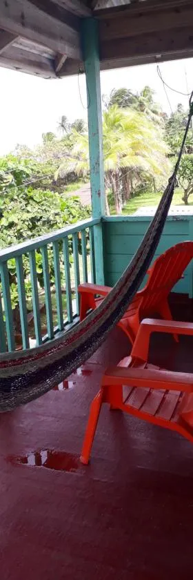Corn Island Hostal ALAL SUITE，位于大玉米岛的酒店