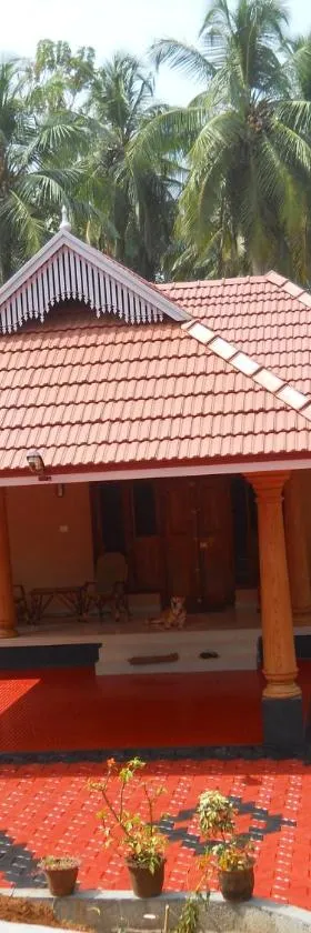 CoconutCrazy! Homestay，位于Ottappālam的酒店