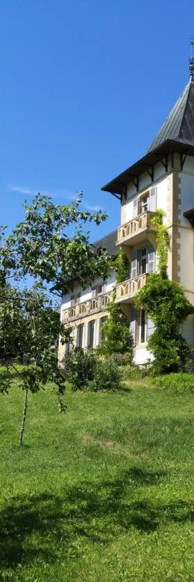 Villa Meyriem，位于Mouthier-Haute-Pierre的酒店