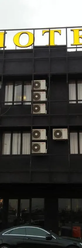 68 Boutique Hotel，位于实兆远的酒店