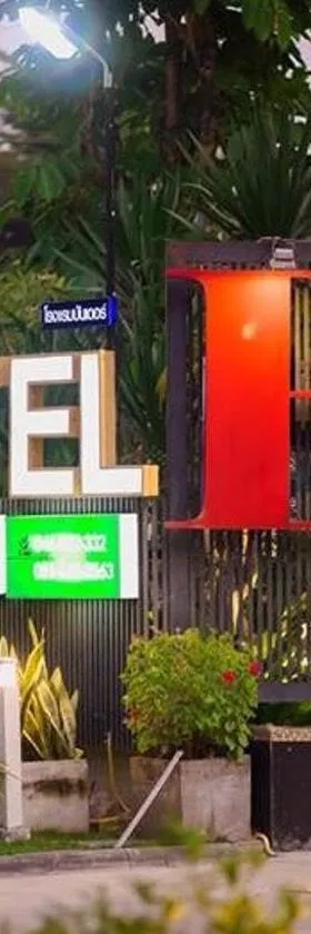 BANDER HOTEL，位于Phu Khieo的酒店