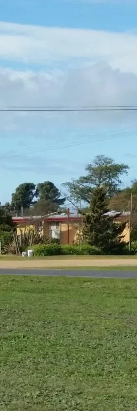 波莱克湖汽车旅馆，位于Lake Bolac的酒店