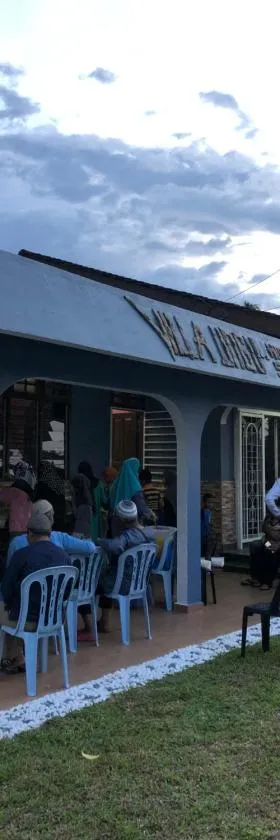 Villa Ungu Homestay，位于古邦阁亮的酒店