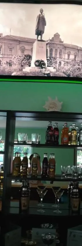 Kőrös Hotel，位于小克勒什的酒店