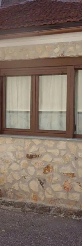Village House Grevena，位于格雷韦纳的酒店