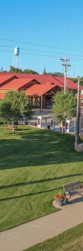 Range Country Lodging，位于默多的酒店