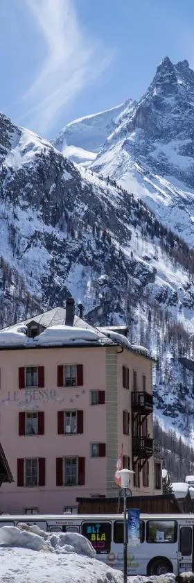 Hôtel Le Besso - Swiss Romantic Lodge Zinal，位于琪纳尔的酒店