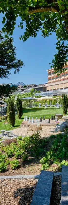 Hotel Eden Spiez，位于施皮茨的酒店