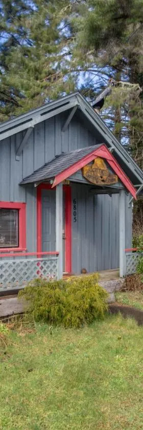 Sommers' Cabin，位于格伦登海滩的酒店