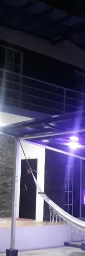 L'Vanna Hotel，位于佩德纳莱斯的酒店