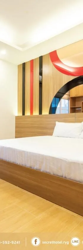 Secret Hotel，位于罗勇的酒店