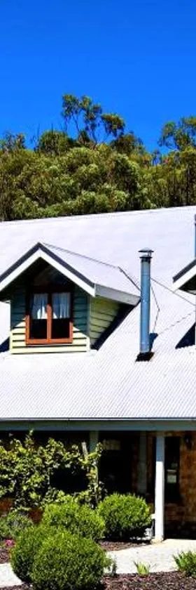 Girraween Country Inn，位于Ballandean的酒店