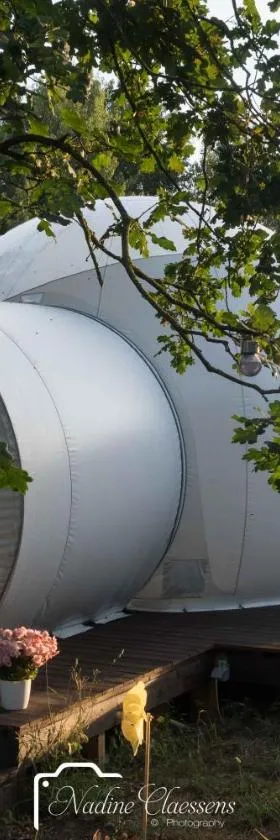 Sleep in a bubble，位于Wanze的酒店
