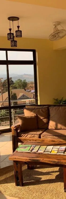 Lilac Elevate Inn，位于卡拉图的酒店