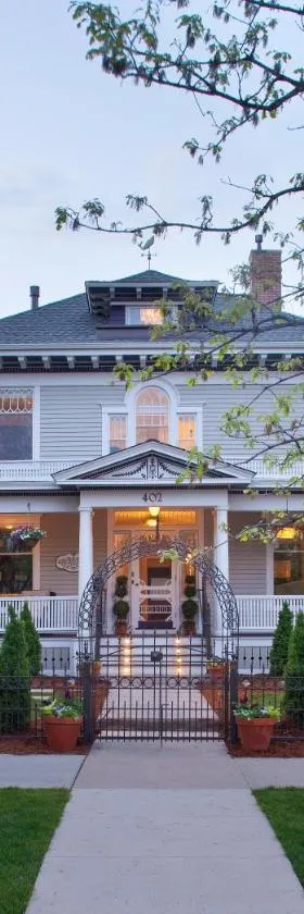 Edwards House，位于柯林斯堡的酒店