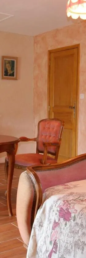 Chambres d'hôtes de Lunel，位于Tresboeuf的酒店