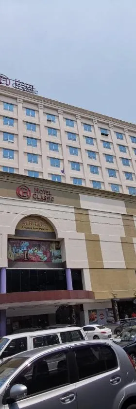 Classic Hotel，位于麻坡的酒店