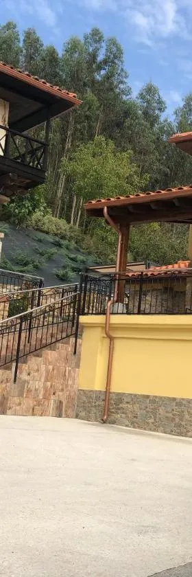 Las vistas，位于Cornellana的酒店