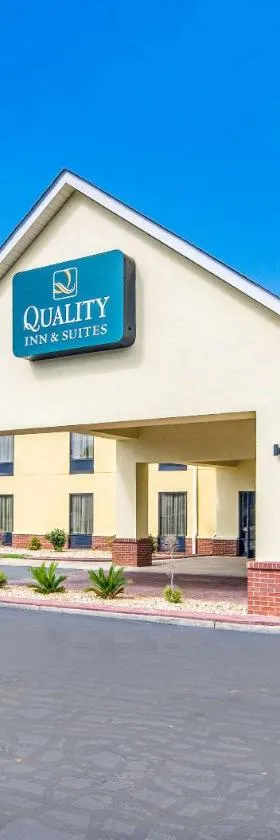 Quality Inn & Suites Canton, GA，位于坎顿的酒店