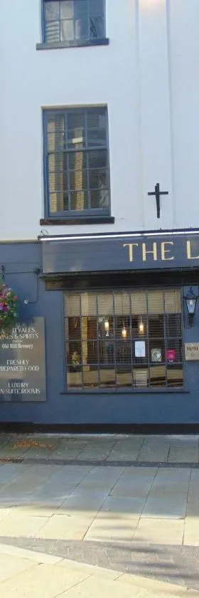 The Lord Nelson，位于布里格的酒店