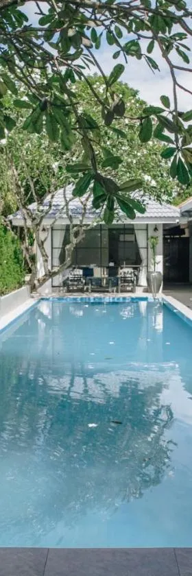 La Riva Boutique Hotel，位于甘烹碧的酒店