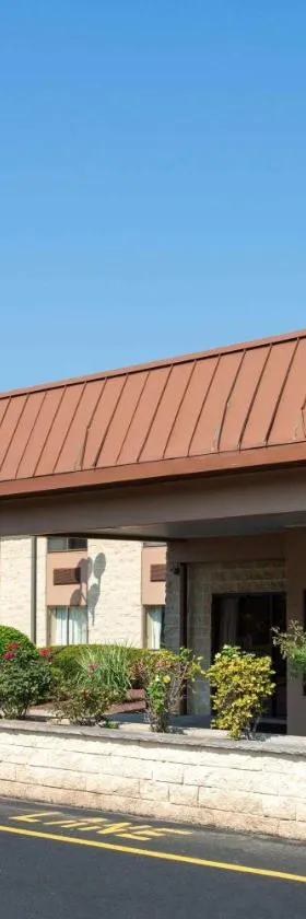 希尔斯伯勒戴斯酒店，位于希尔斯伯勒的酒店