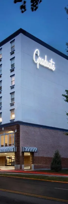 Graduate by Hilton State College，位于州学院的酒店