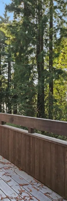 Tree House，位于海上农场的酒店