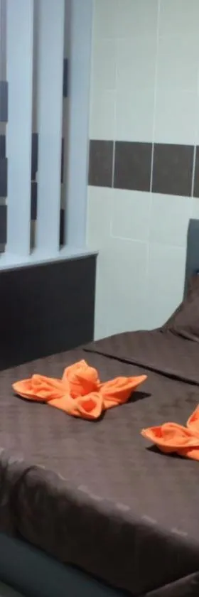 D5 Hotel สาขา มาบโป่ง，位于春武里的酒店