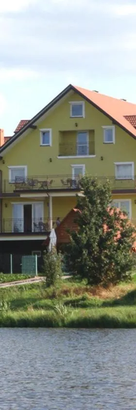 Hotel Pod Jaskółką，位于Zagnańsk的酒店