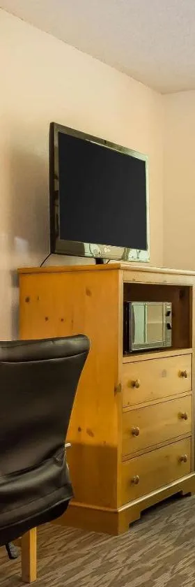 Quality Inn Pinetop Lakeside，位于派托普湖畔的酒店