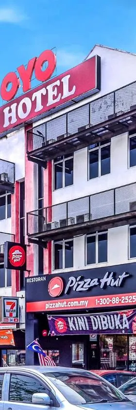 Hotel O Shah Alam Near IDCC Convention Centre Formerly DD hotel，位于莎阿南的酒店