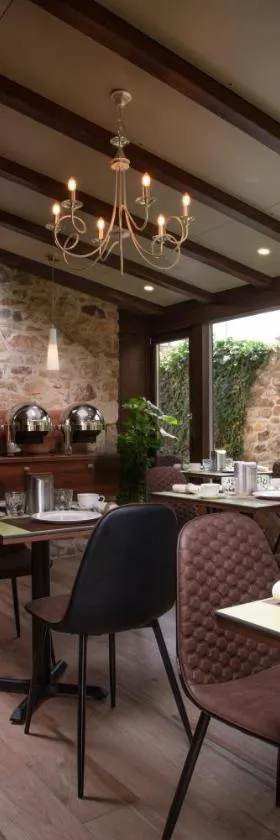 Hotel Anna，位于贝龙的酒店