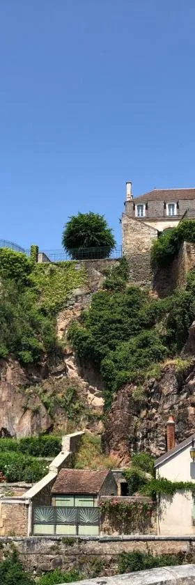 Bâtisse du pont pinard et son granit rose，位于欧苏瓦地区瑟米的酒店