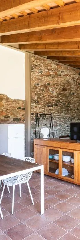 RUSTIC & CHIC b&b，位于格拉诺列尔斯的酒店