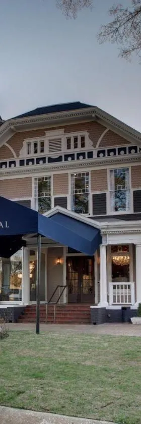 Hotel Finial BW Premier Collection Oxford - Anniston，位于安尼斯敦的酒店