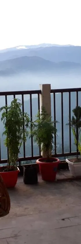The River View Homestay，位于Kurseong的酒店