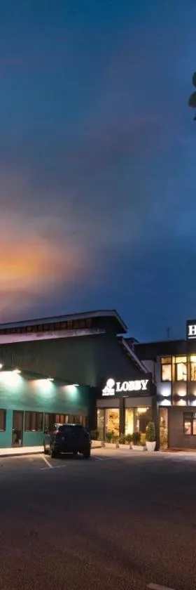 THE WOOD BOUTIQUE HOTEL，位于麻坡的酒店