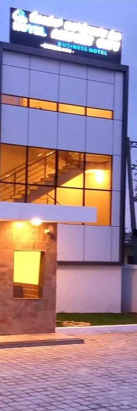 Hotel Airport City，位于班加罗尔的酒店