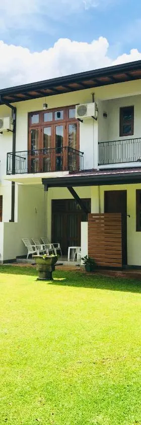 RUWINSONS Canal Garden，位于阿努拉德普勒的酒店