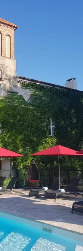 科伦姆比地区酒店，位于Malataverne的酒店