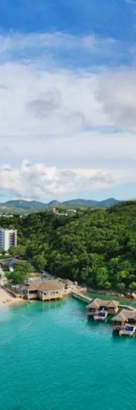 Royalton Antigua, An Autograph Collection All-Inclusive Resort，位于Five Islands Village的酒店