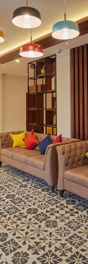 Regenta Inn Indiranagar by Royal Orchid Hotels，位于班加罗尔的酒店