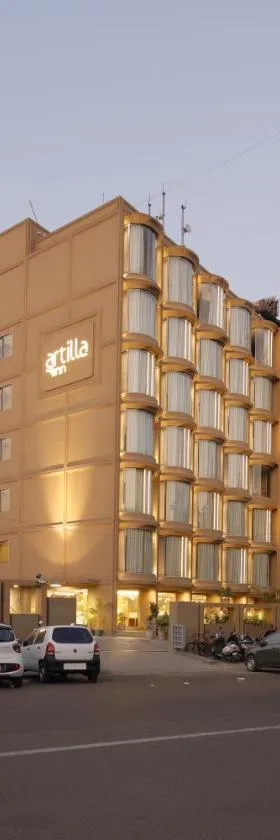 Artilla Inn，位于艾哈迈达巴德的酒店