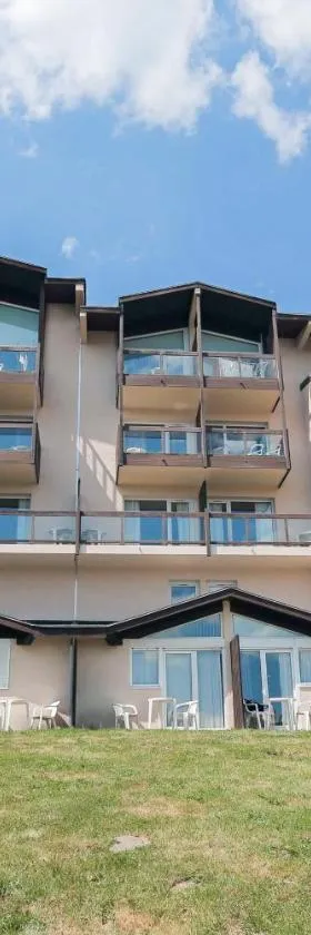 玛伊瓦佩德卢，位于丰罗穆的酒店