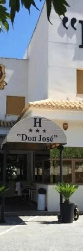 Hospedium Hotel Don Jose，位于卡斯塔利亚的酒店