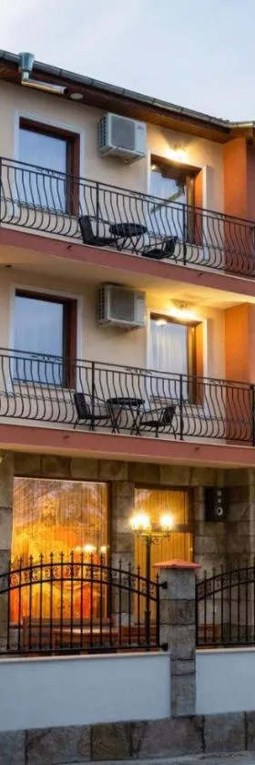 Family Hotel Preslav，位于大普雷斯拉夫的酒店