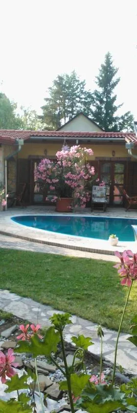 Mediterrán Apartmanház Szántód，位于桑托德的酒店