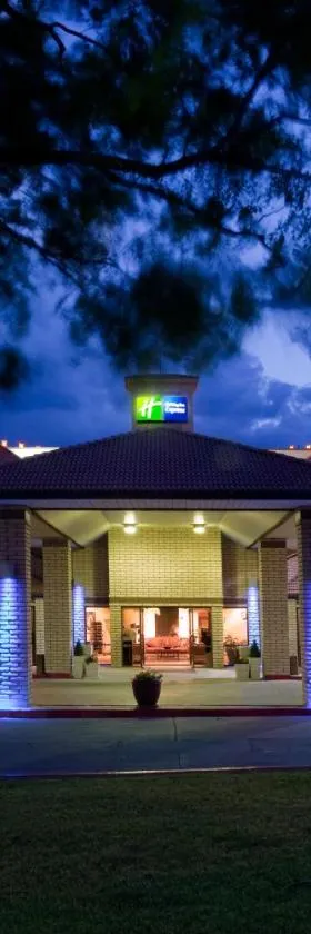 科尔特斯梅萨维德智选假日酒店，位于科尔特斯的酒店