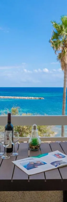 Cala Bona Calm & Beach，位于松塞尔韦拉的酒店